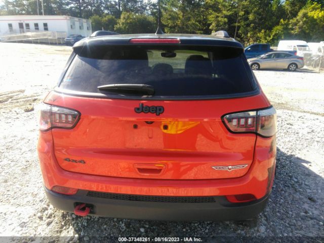 3C4NJDDB2JT458391 Jeep Compass Trailhawk