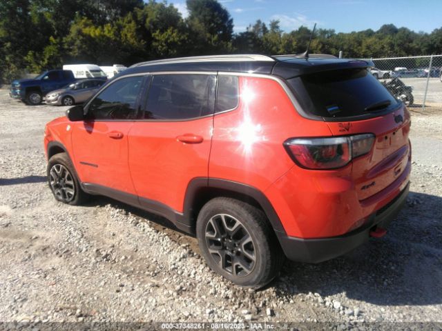 3C4NJDDB2JT458391 Jeep Compass Trailhawk