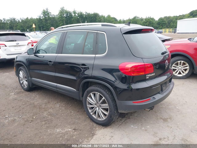 WVGBV7AX4GW513463 Volkswagen TIGUAN SE