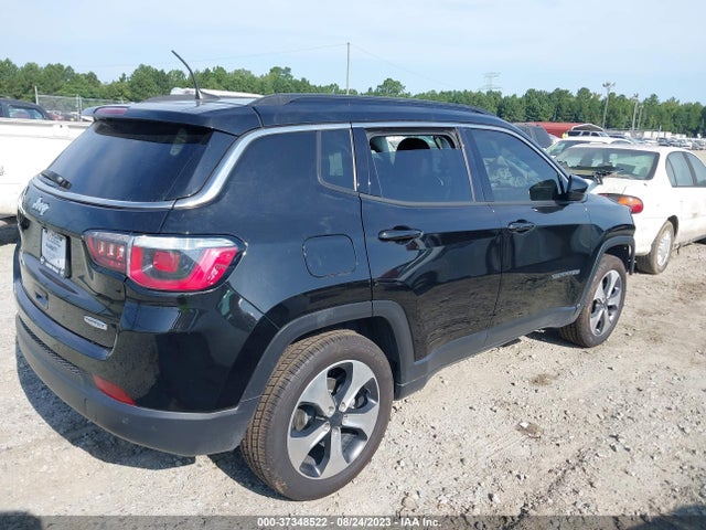 3C4NJCBB3JT248217 Jeep Compass Latitude