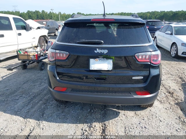 3C4NJCBB3JT248217 Jeep Compass Latitude