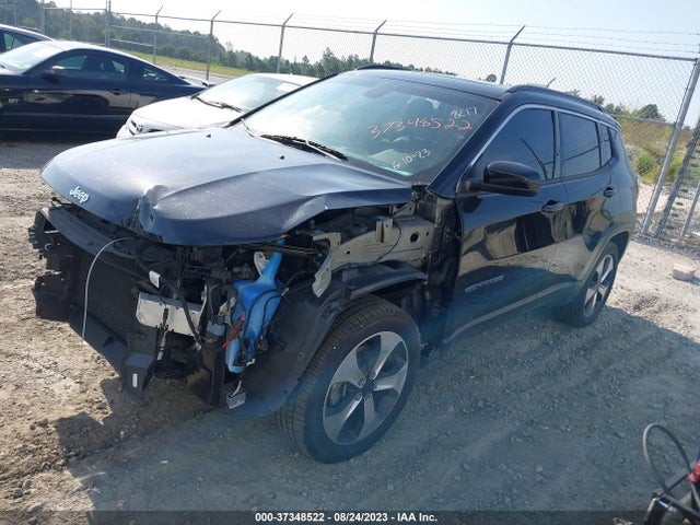 3C4NJCBB3JT248217 Jeep Compass Latitude