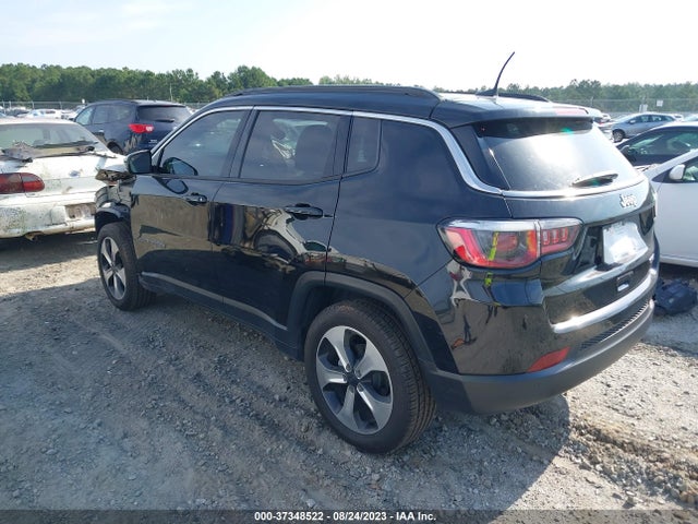 3C4NJCBB3JT248217 Jeep Compass Latitude