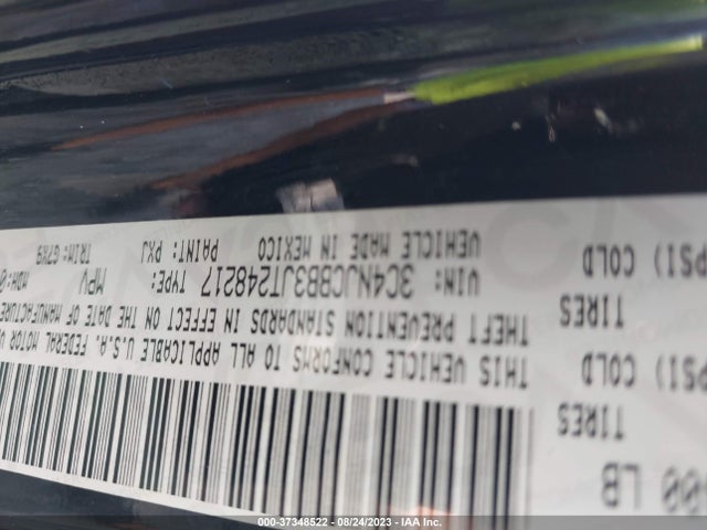 3C4NJCBB3JT248217 Jeep Compass Latitude
