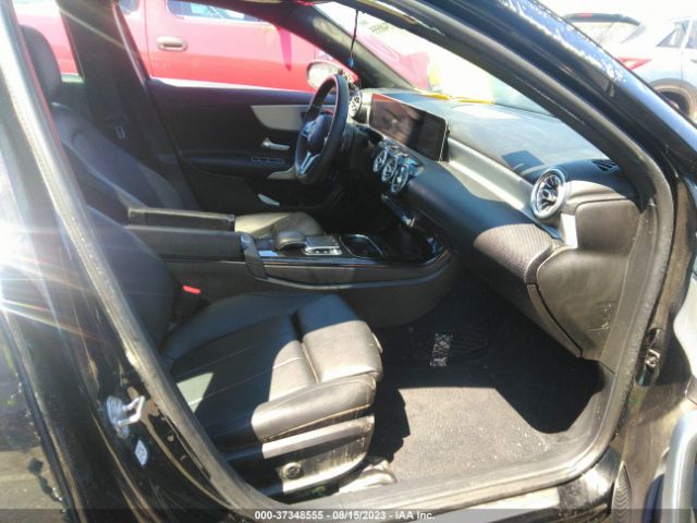 W1K3G4EB4LW043743 Mercedes-Benz A-class A 220