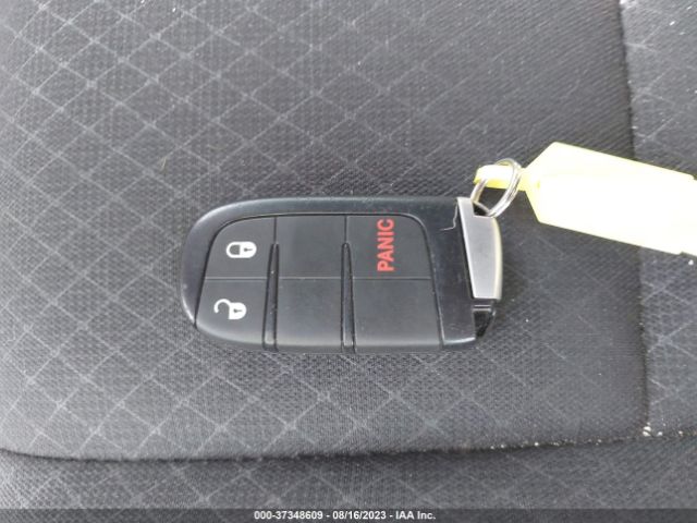 1C4RJFAG6KC565728 Jeep Grand Cherokee Laredo