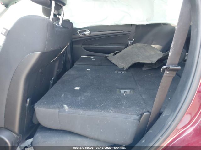 1C4RJFAG6KC565728 Jeep Grand Cherokee Laredo