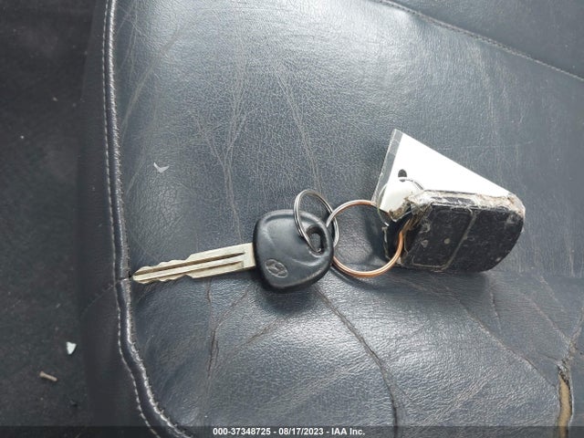 2006 HYUNDAI ELANTRA GLS/GT VIN: KMHDN56D36U188293