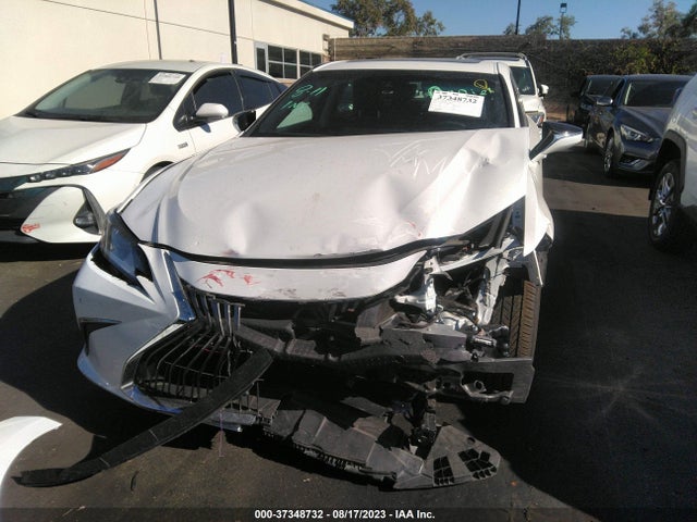 58ADA1C10MU002701 Lexus Es Es 300h