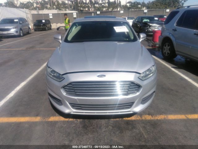 3FA6P0H78GR317211 Ford FUSION SE