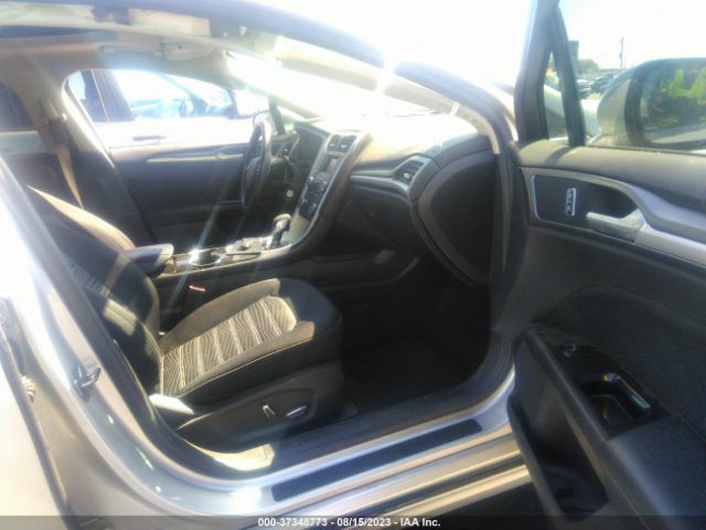 3FA6P0H78GR317211 Ford FUSION SE