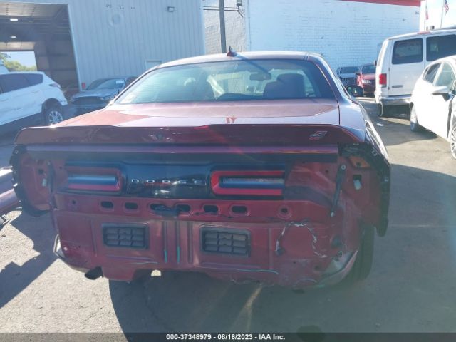 2C3CDZGG3JH138030 Dodge Challenger Gt