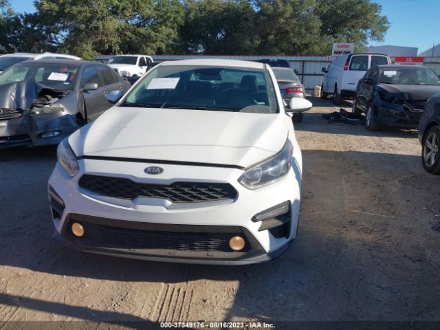 3KPF24AD9ME267518 KIA Forte Lxs
