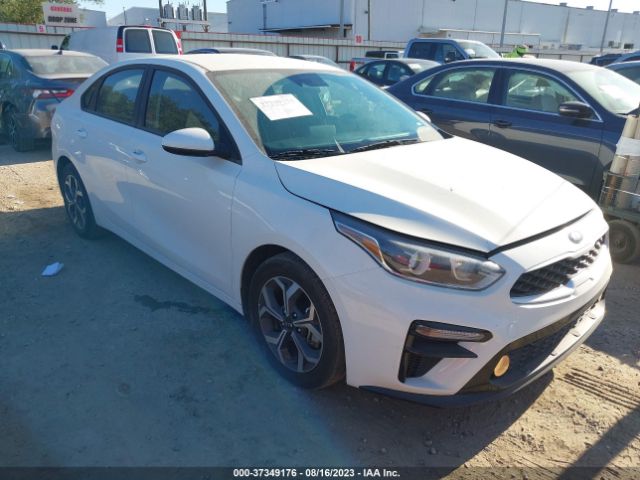 3KPF24AD9ME267518 KIA Forte Lxs
