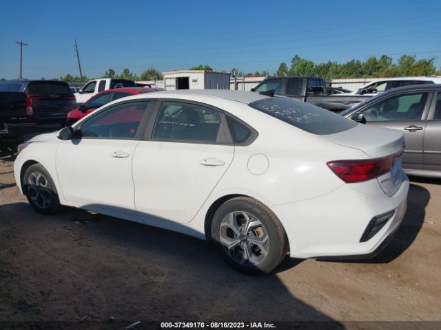 3KPF24AD9ME267518 KIA Forte Lxs
