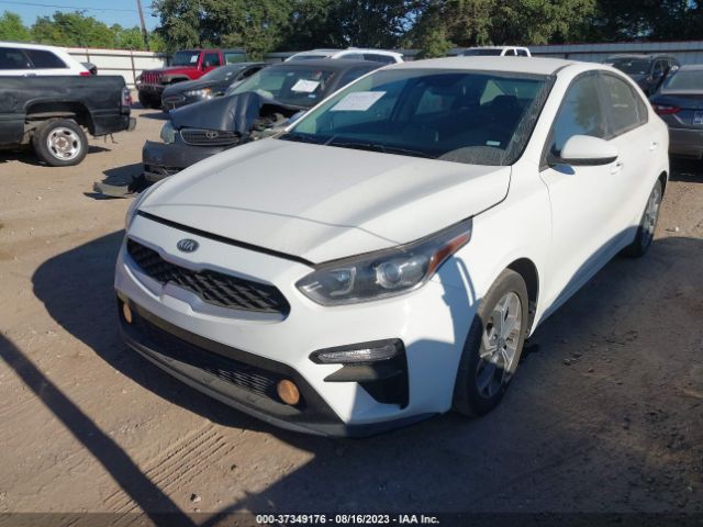 3KPF24AD9ME267518 KIA Forte Lxs