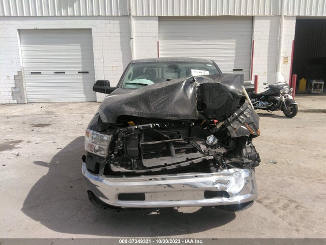 1C6RR7LG8PS518975 RAM 1500 Classic Slt