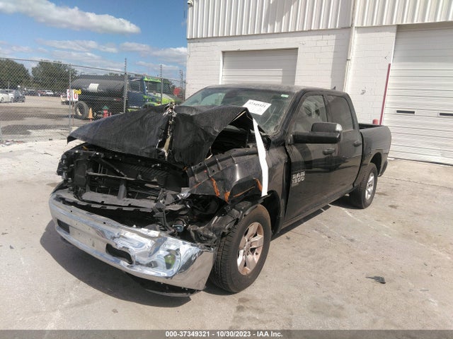 1C6RR7LG8PS518975 RAM 1500 Classic Slt