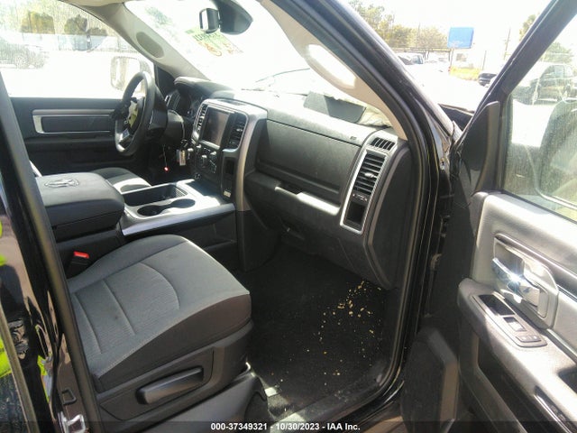 1C6RR7LG8PS518975 RAM 1500 Classic Slt