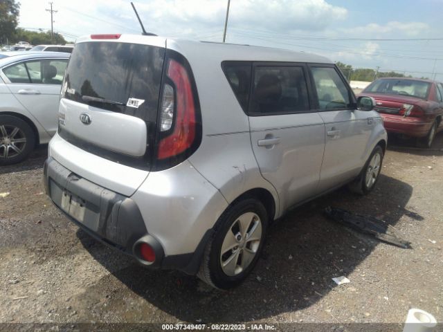 KNDJN2A25F7752472 KIA Soul Base