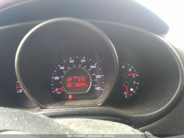 KNDJN2A25F7752472 KIA Soul Base