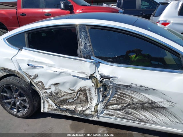 Tesla Model 3 Standard Range 2020 5YJ3E1EA2LF804389 Image 11