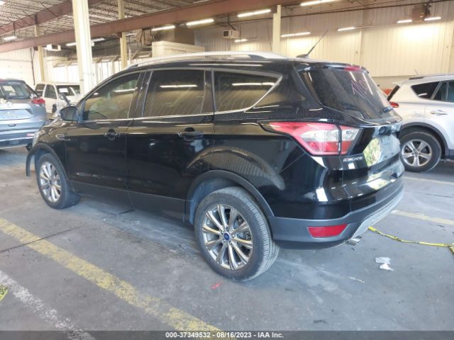 1FMCU0J95HUC95983 Ford Escape Titanium