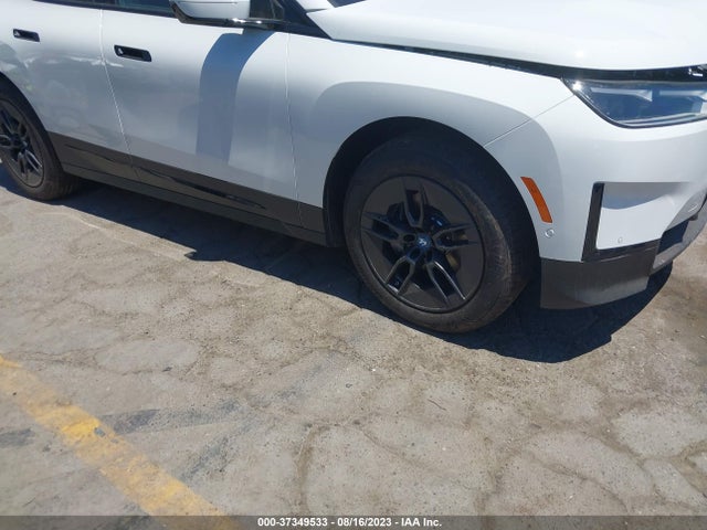 2024 BMW iX, VIN: WB523CF03RCN62491
