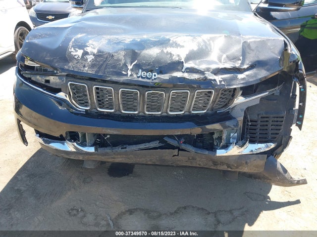 1C4RJKAG3P8712607 Jeep Grand Cherokee L Laredo