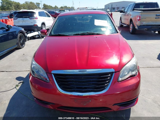 Chrysler 200 Touring 2014 1C3CCBBG8EN152536 Image 13