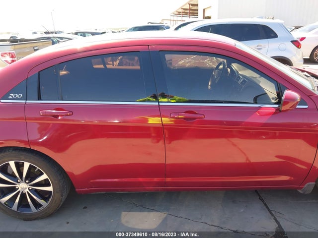 Chrysler 200 Touring 2014 1C3CCBBG8EN152536 Image 14