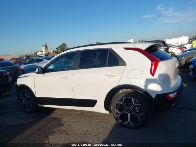 KNDCR3LE1P5090445 KIA Niro Ex Touring
