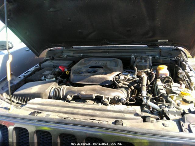 1C4HJXDN1KW682918 Jeep Wrangler Unlimited Sport S
