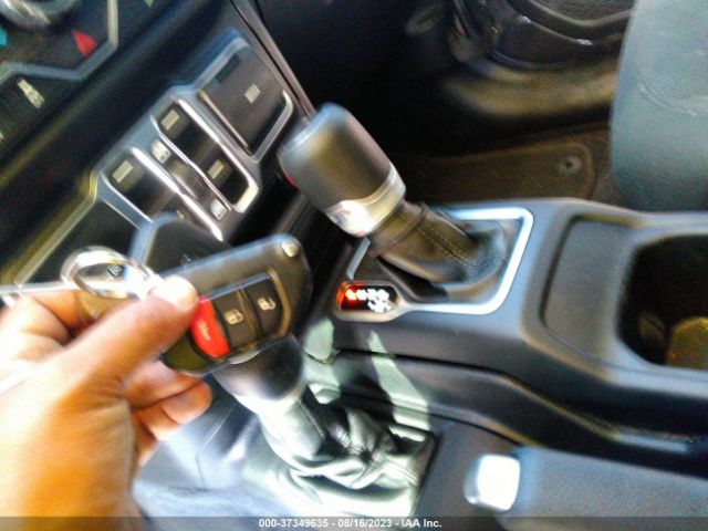 1C4HJXDN1KW682918 Jeep Wrangler Unlimited Sport S
