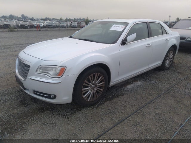 2013 CHRYSLER 300 VIN: 2C3CCARG2DH551871