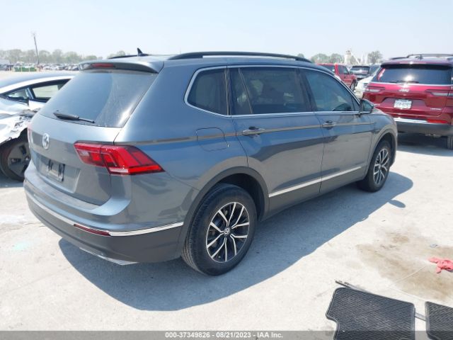 2021 VOLKSWAGEN TIGUAN 3VV3B7AXXMM070282 Photo 3