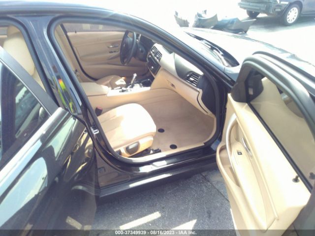 WBA3B1C59FP681244 BMW 3 Series 320i