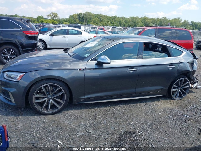 WAUB4CF50JA073380 Audi S5 Sportback Premium Plus