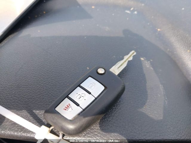 KNMAT2MV6FP567326 Nissan ROGUE S