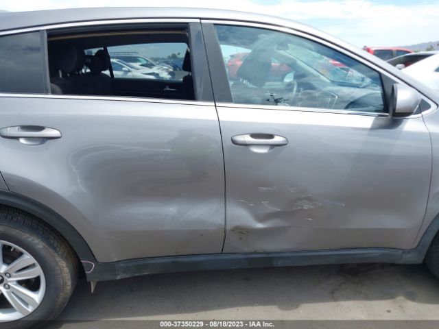 KNDPM3AC2J7468074 KIA Sportage Lx