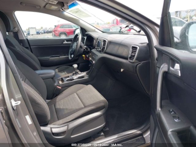 KNDPM3AC2J7468074 KIA Sportage Lx