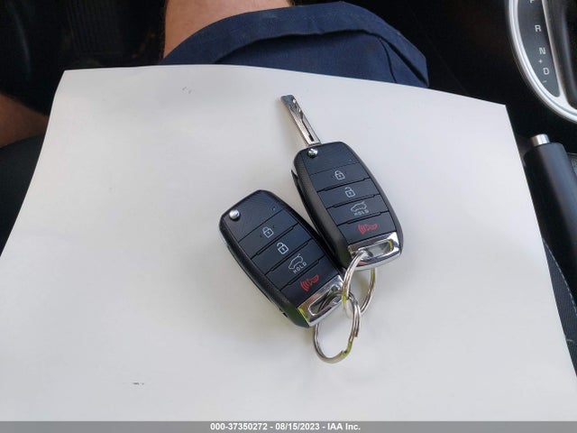 KIA SOUL + 2019 KNDJP3A58K7676802 Image 3
