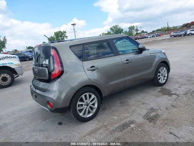 KIA SOUL + 2019 KNDJP3A58K7676802 Image 10