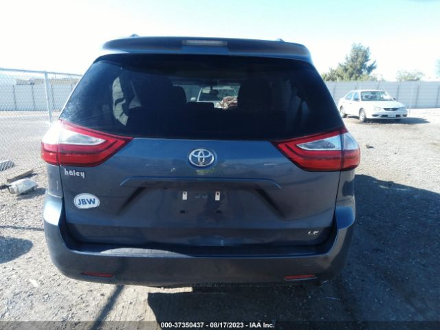 5TDKZ3DC4HS891357 Toyota SIENNA LE