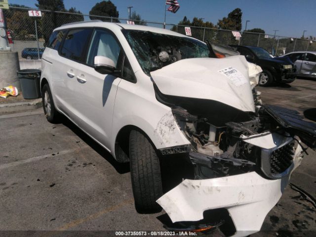 KNDMB5C14F6058003 auction archive image