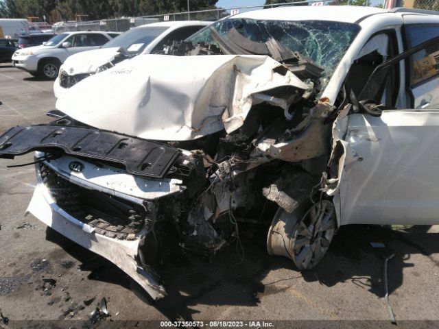KNDMB5C14F6058003 KIA SEDONA LX