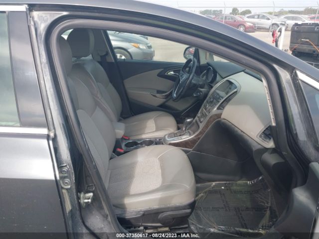 1G4PR5SK6E4202871 Buick Verano Convenience Group