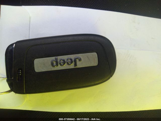 ZACCJBBB9JPH24835 Jeep Renegade Latitude