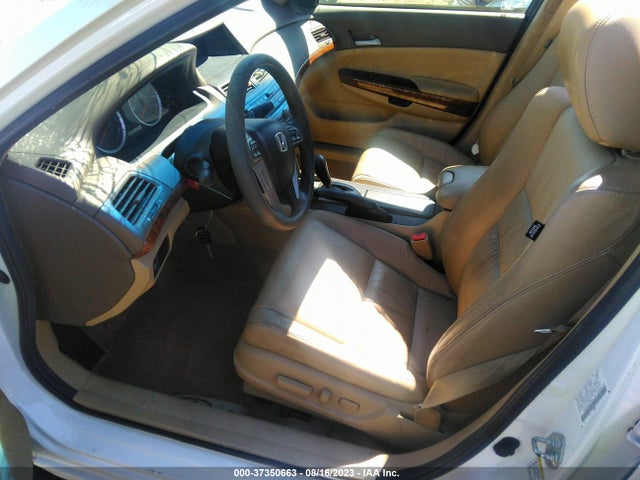 2010 HONDA ACCORD SDN EX-L VIN: 1HGCP2F85AA075906