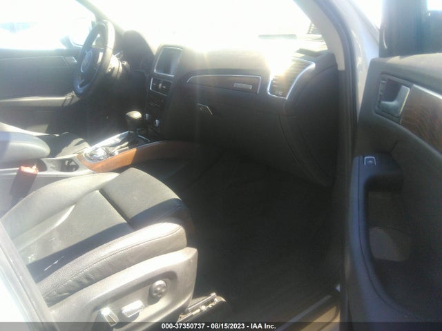 WA1LFAFPXEA043858 Audi Q5 Premium Plus